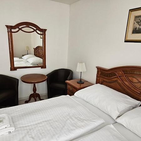 Hotel Union ロウニ エクステリア 写真