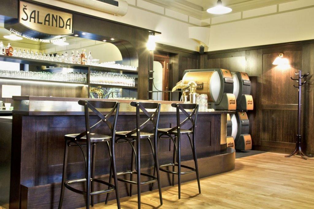 Hotel Union ロウニ エクステリア 写真